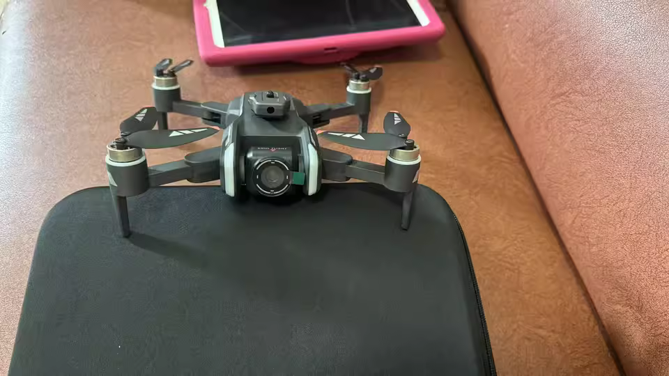 Immagine #2 da l***x