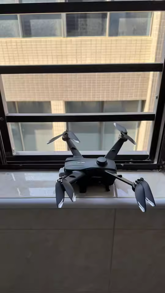 Immagine #3 da f***l